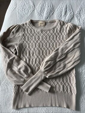 Elie Tahari Beige Cable Knit Scoop Neck Sweater